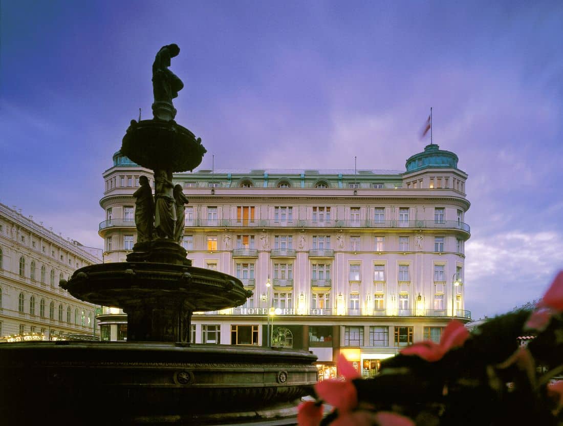 Exterior of Hotel Bristol with water fountain